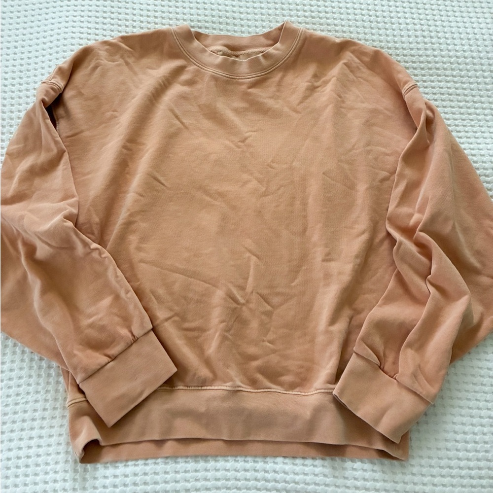 Araminta James crewneck